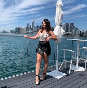 Meet your Posher, Alexandra